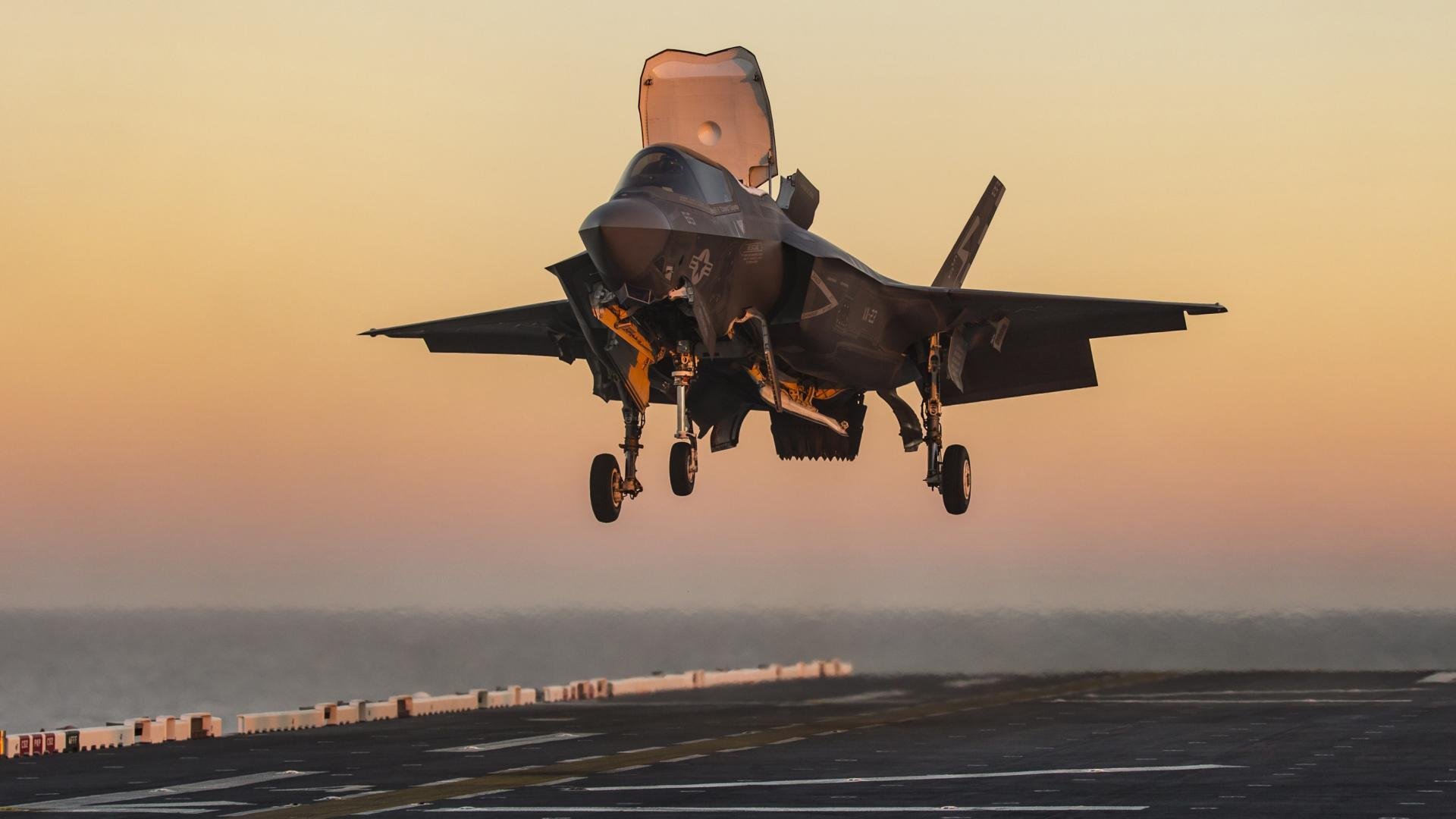 库里：穿越“天花板”的三分炸裂全紀錄！，库里逆天三分集锦